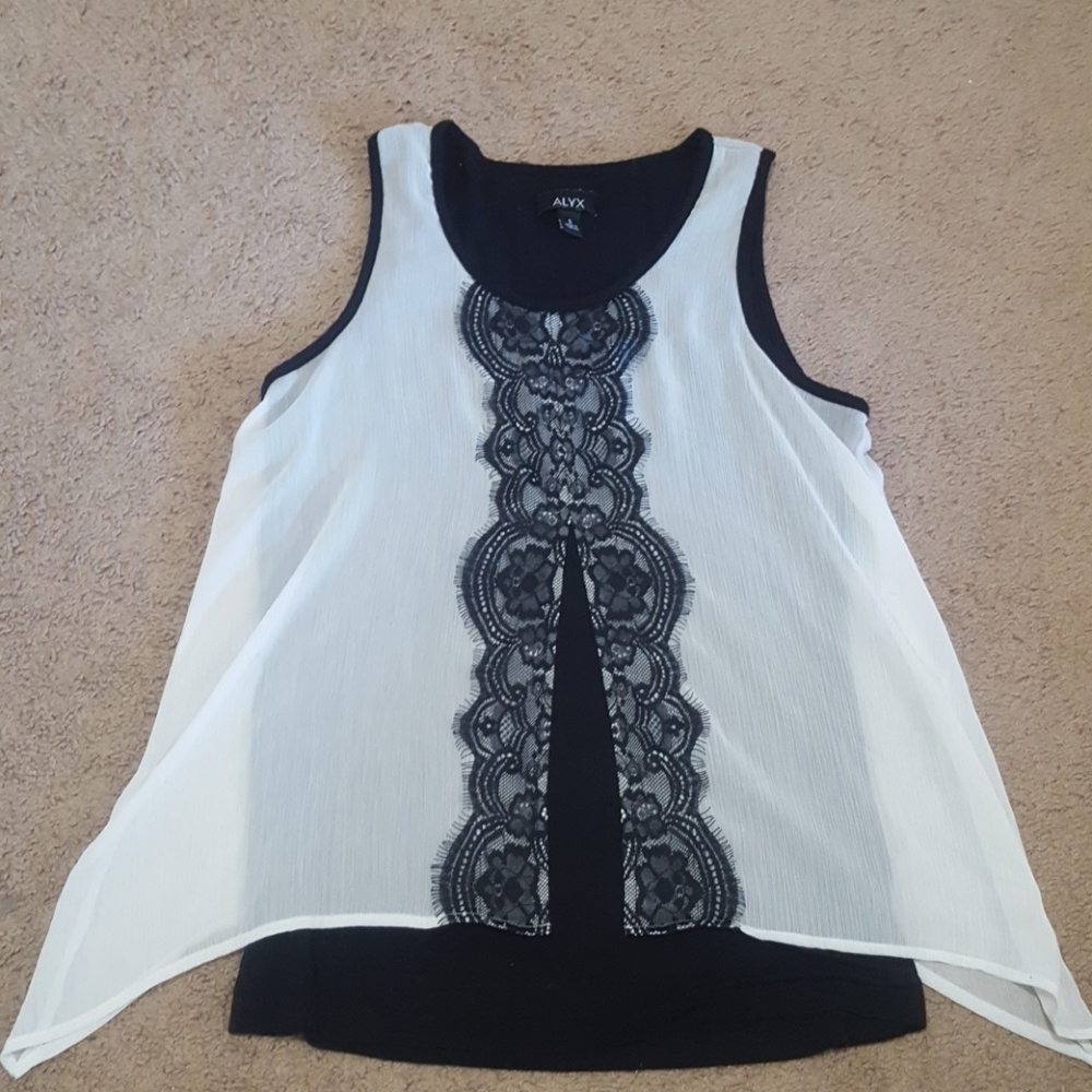 Flowy Patterend Split Front Tank Top